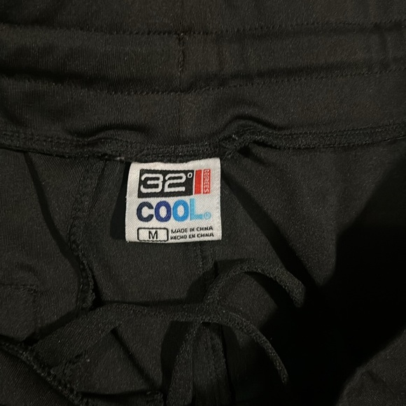 2 pack of 32 degrees shorts - Picture 3 of 6